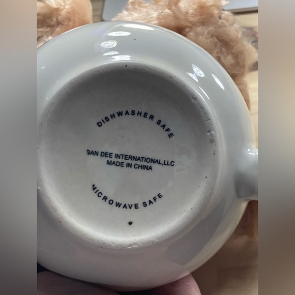 New Sweet 7” plush puppy with XO and heart mug. - Picture 4 of 5